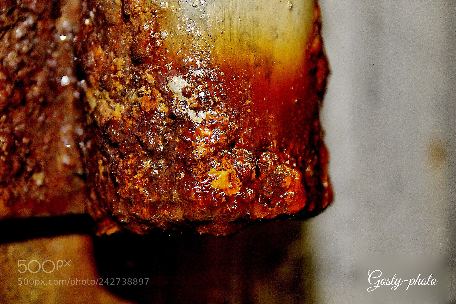 Canon EOS 1300D (EOS Rebel T6 / EOS Kiss X80) sample photo. Rust as some magma photography