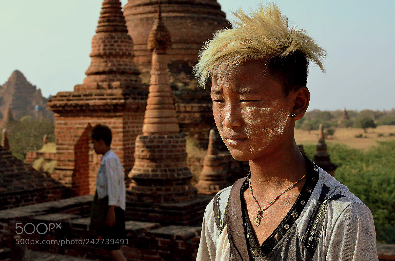 Nikon D5100 sample photo. The burmese boy photography