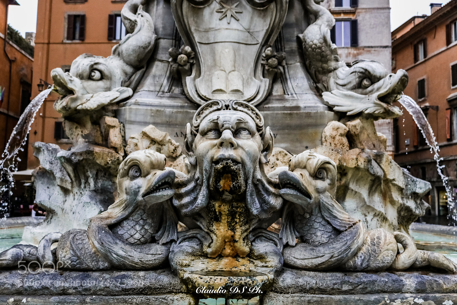 Canon EOS 750D (EOS Rebel T6i / EOS Kiss X8i) sample photo. Fountain in rome. photography