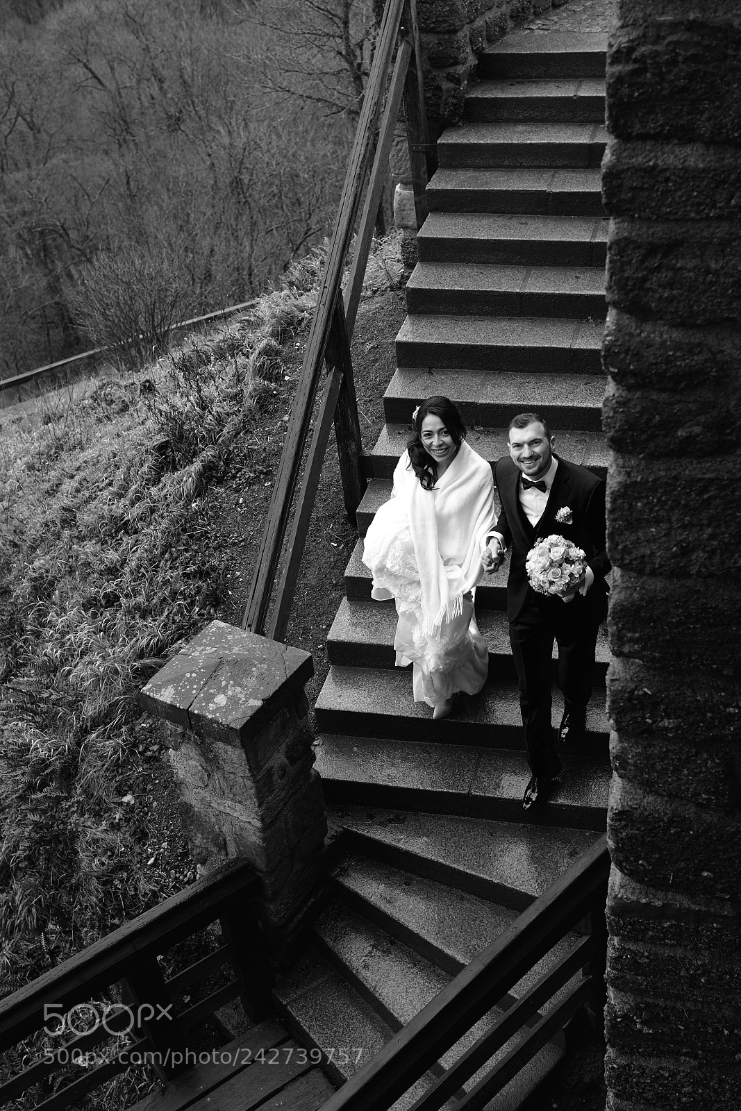 Fujifilm X100F sample photo. Couple down the stairs photography