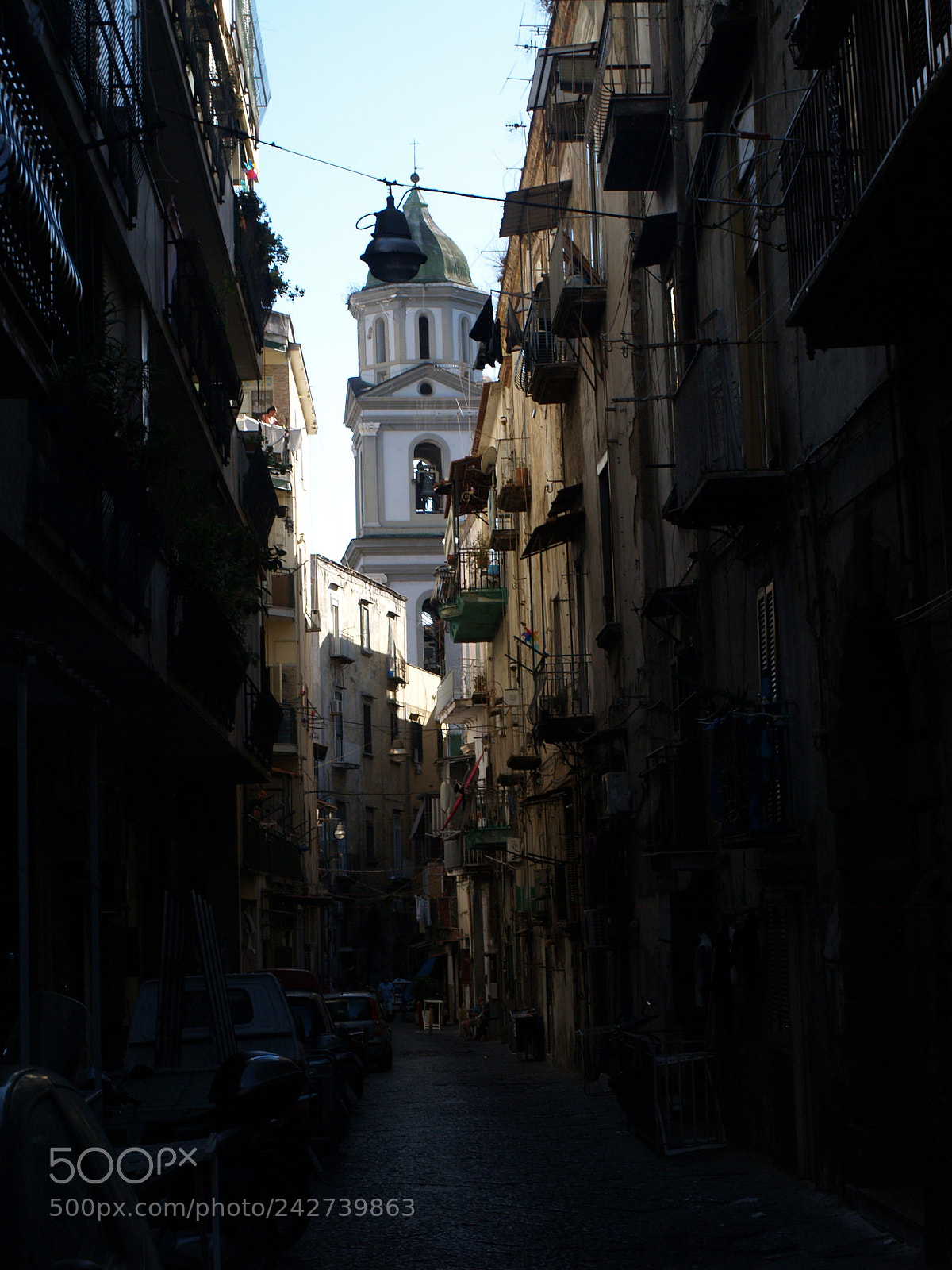 Olympus E-500 (EVOLT E-500) sample photo. Neapolitan streets photography