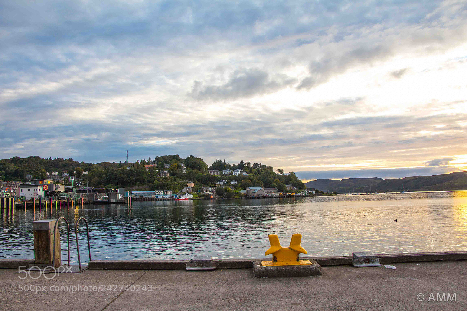 Canon EOS 650D (EOS Rebel T4i / EOS Kiss X6i) sample photo. Oban photography