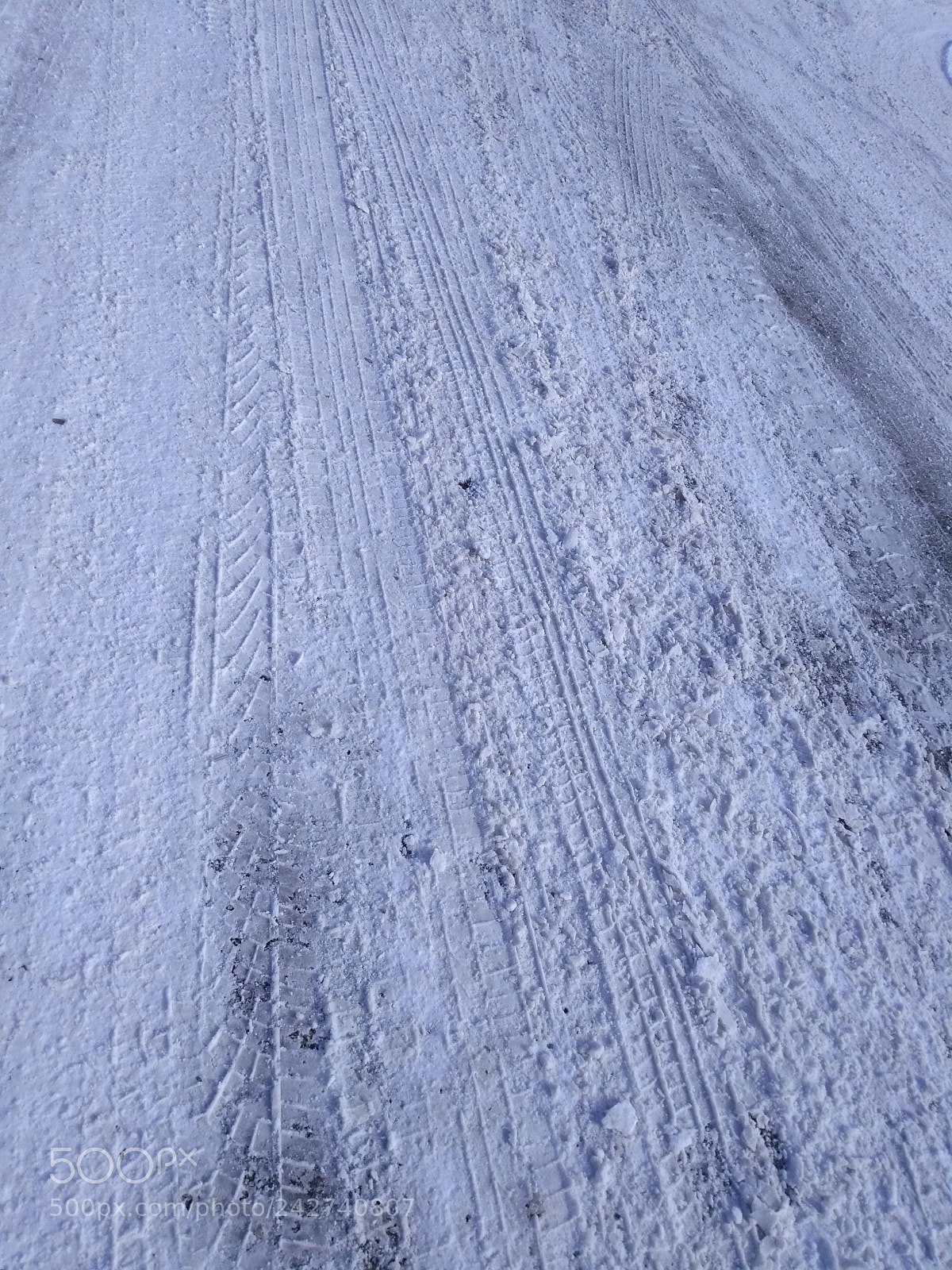 Motorola Moto E (4) Plus sample photo. Snow tire photography