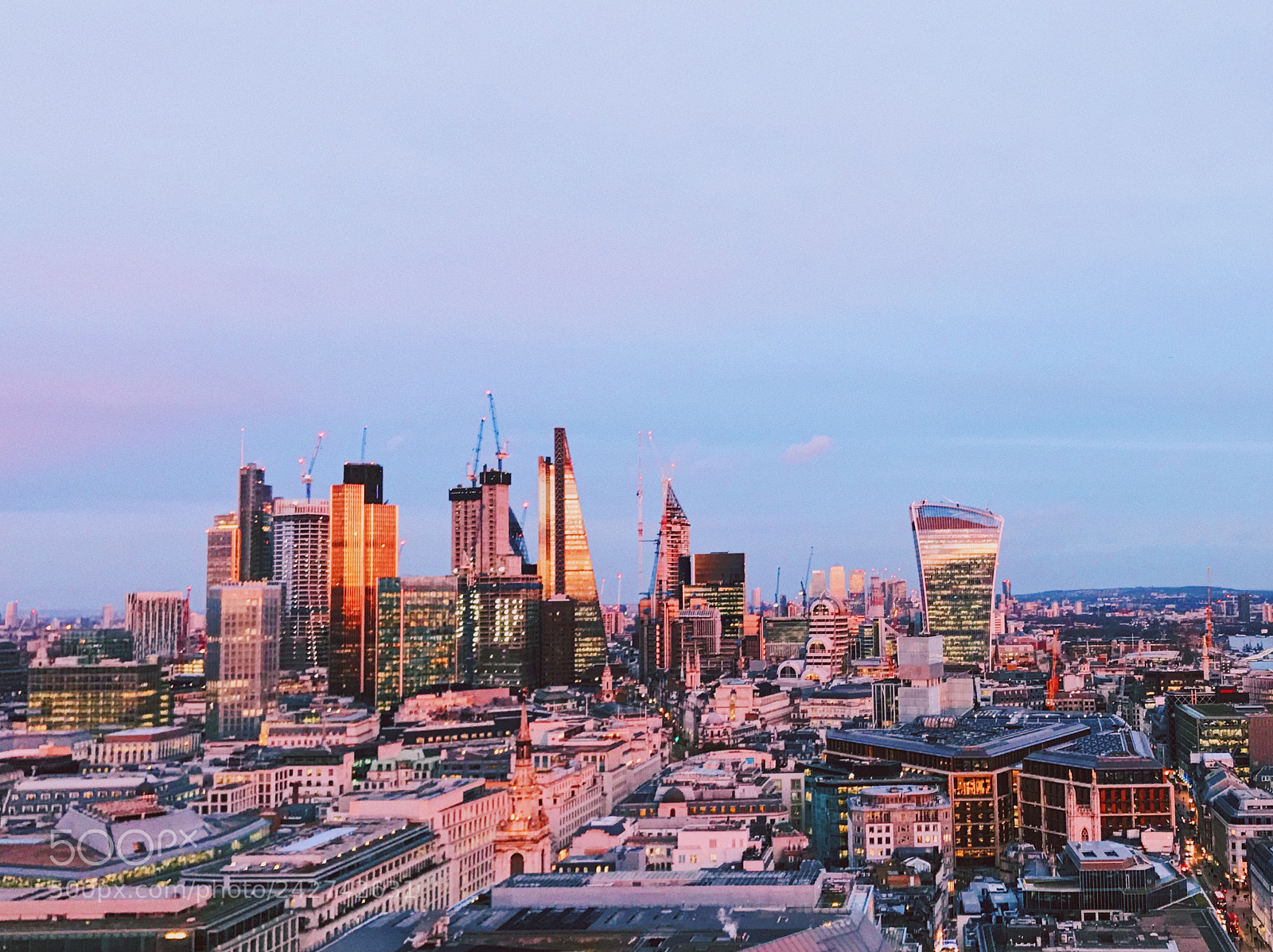 Apple iPhone 7 sample photo. London city at dawn photography