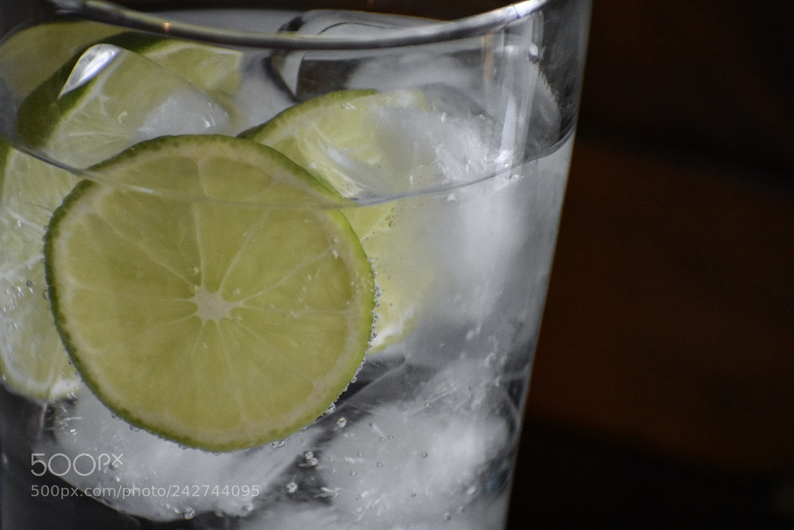 Nikon D3400 sample photo. Sparkling water photography