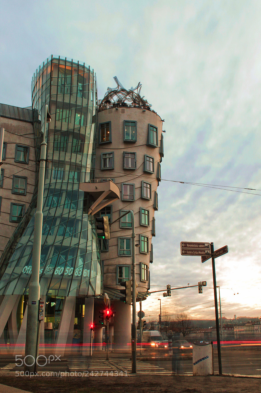 Canon EOS 1100D (EOS Rebel T3 / EOS Kiss X50) sample photo. The dancing house photography
