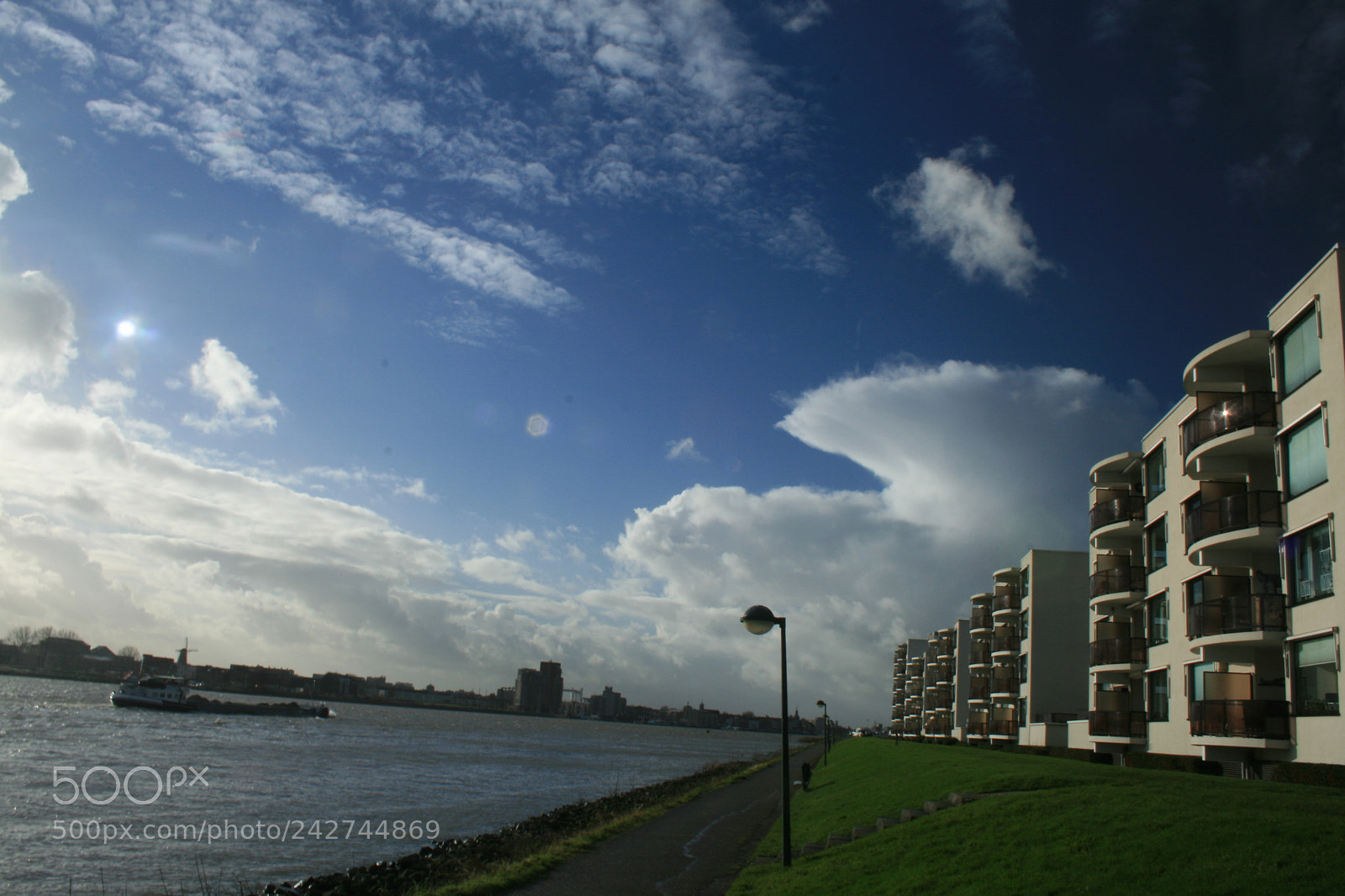 Canon EF-S 18-55mm F3.5-5.6 II sample photo. Untitled photography