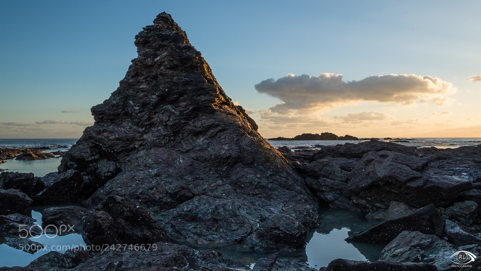 Pentax K-50 sample photo. The rock photography