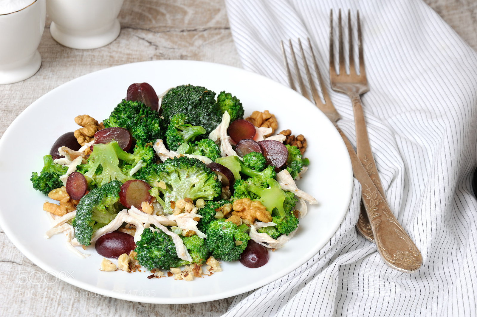 Nikon D90 sample photo. Broccoli salad with chicken photography