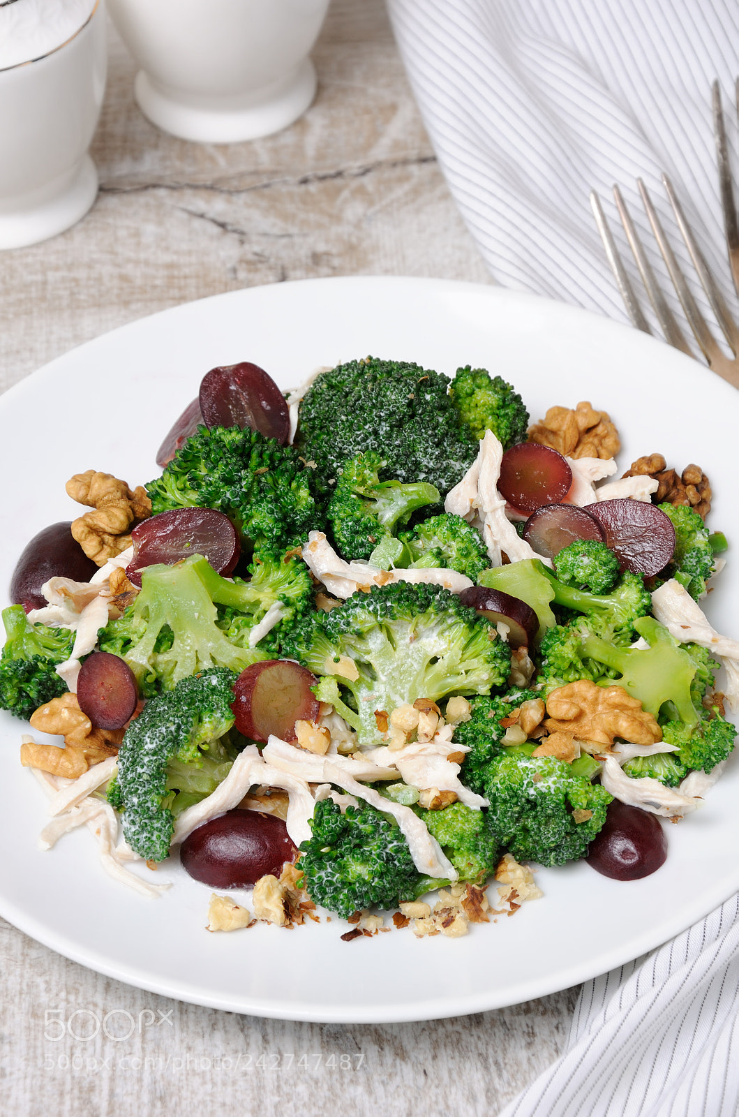 Nikon D90 sample photo. Broccoli salad with chicken photography