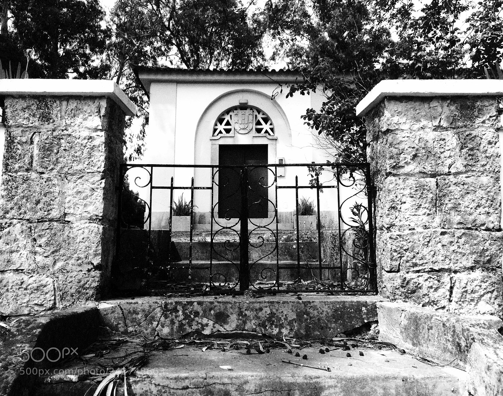 Apple iPhone 5s sample photo. Old portuguese school photography