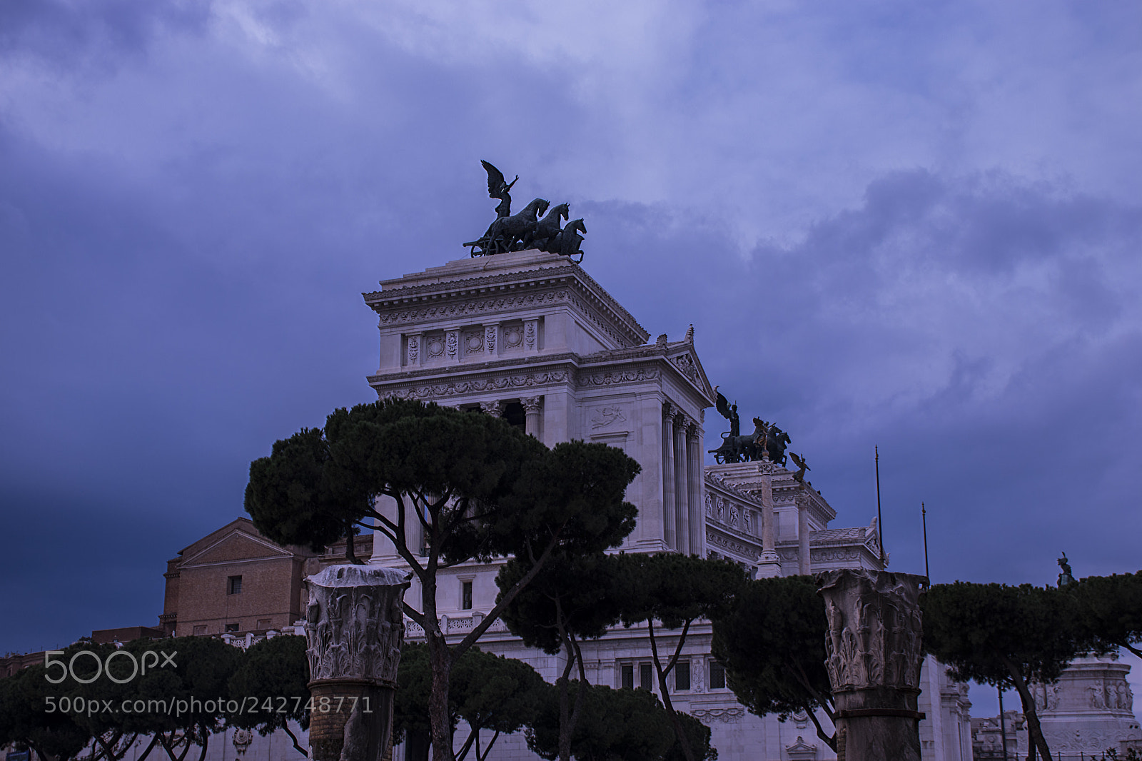 Canon EOS 800D (EOS Rebel T7i / EOS Kiss X9i) sample photo. Rome. photography