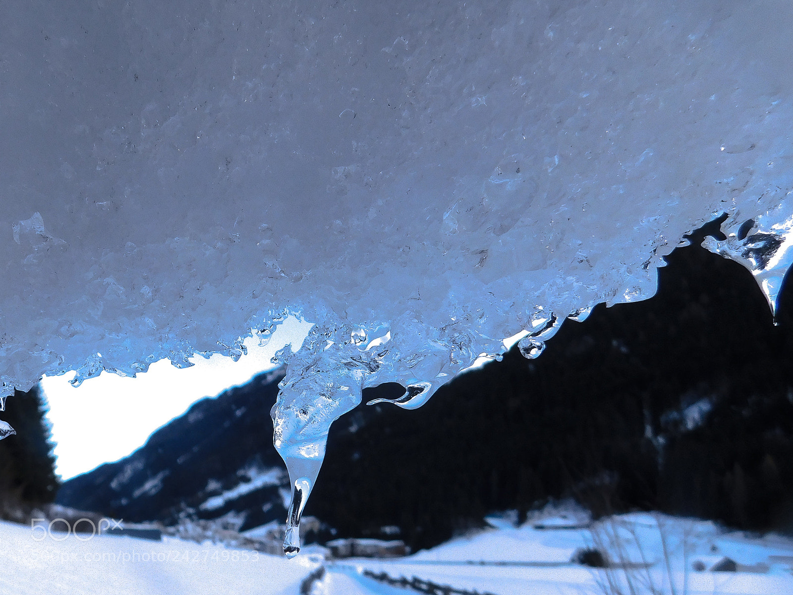 Nikon Coolpix B500 sample photo. Frozen ischgl photography