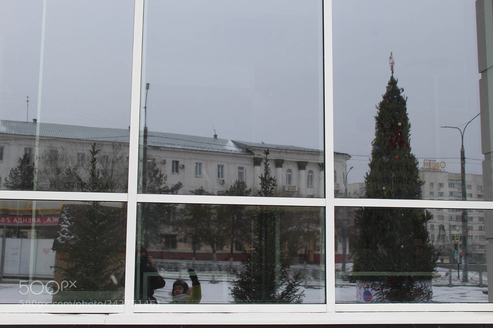 Canon EOS 1300D (EOS Rebel T6 / EOS Kiss X80) sample photo. город в отражениях photography