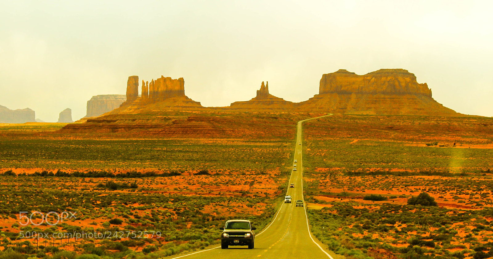 Canon EOS 700D (EOS Rebel T5i / EOS Kiss X7i) sample photo. Road to monument valley photography