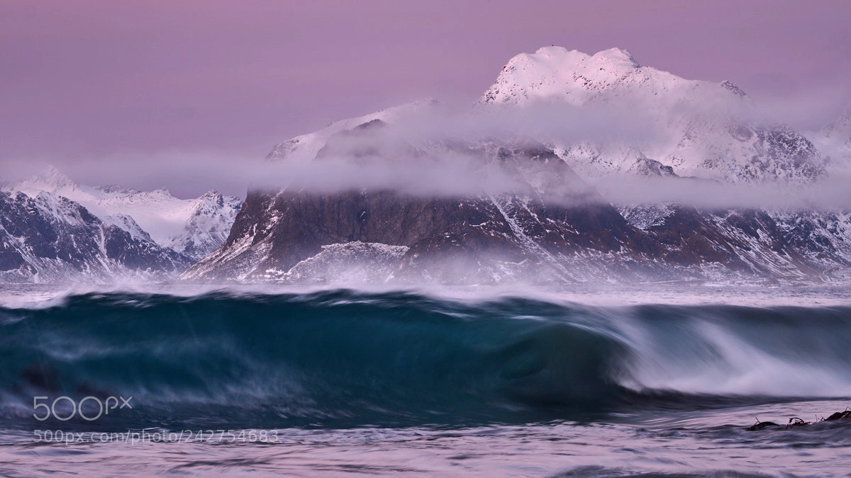Fujifilm X-T1 sample photo. Capturing the wave photography