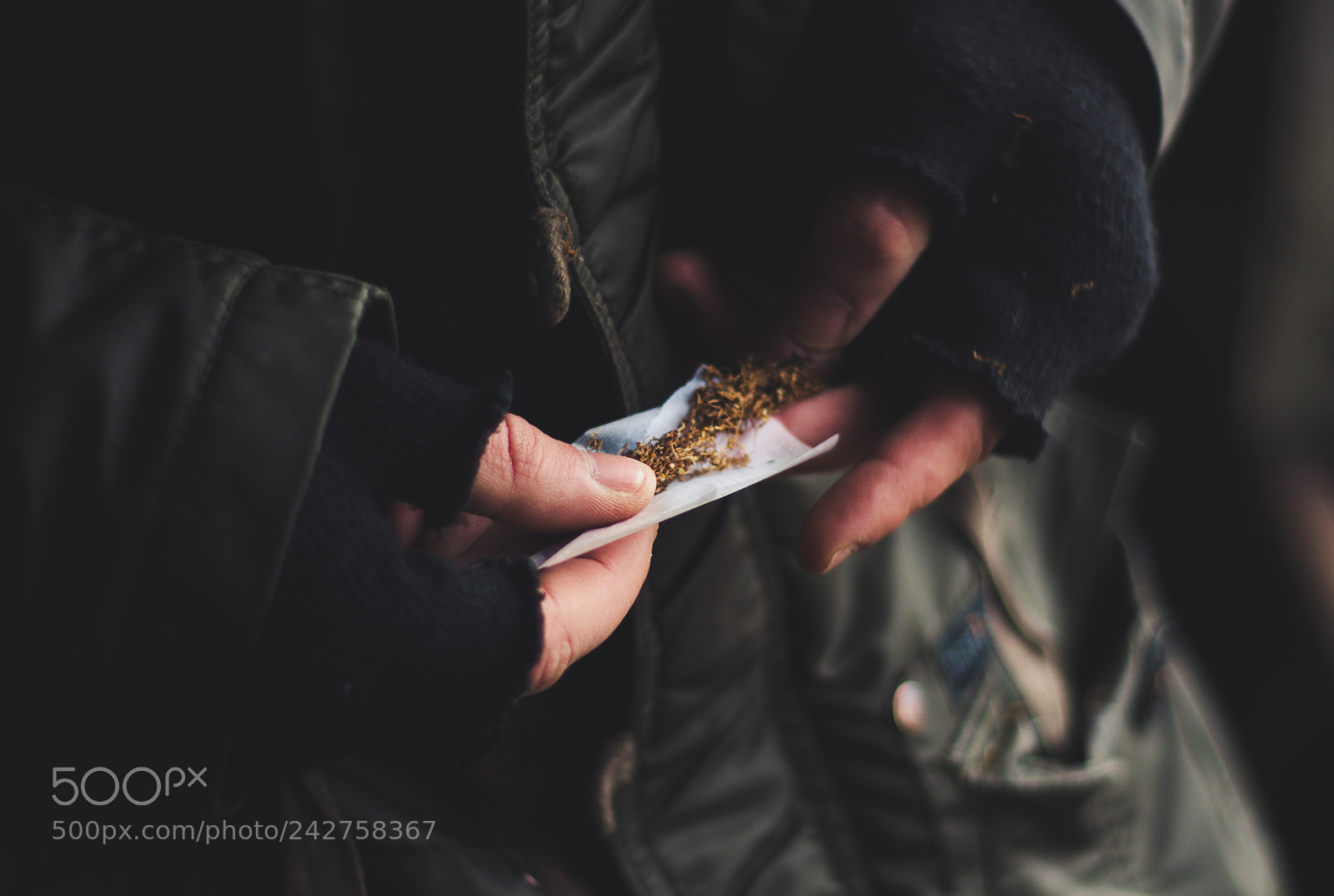 Nikon D7100 sample photo. Roll-your-own cigarette photography