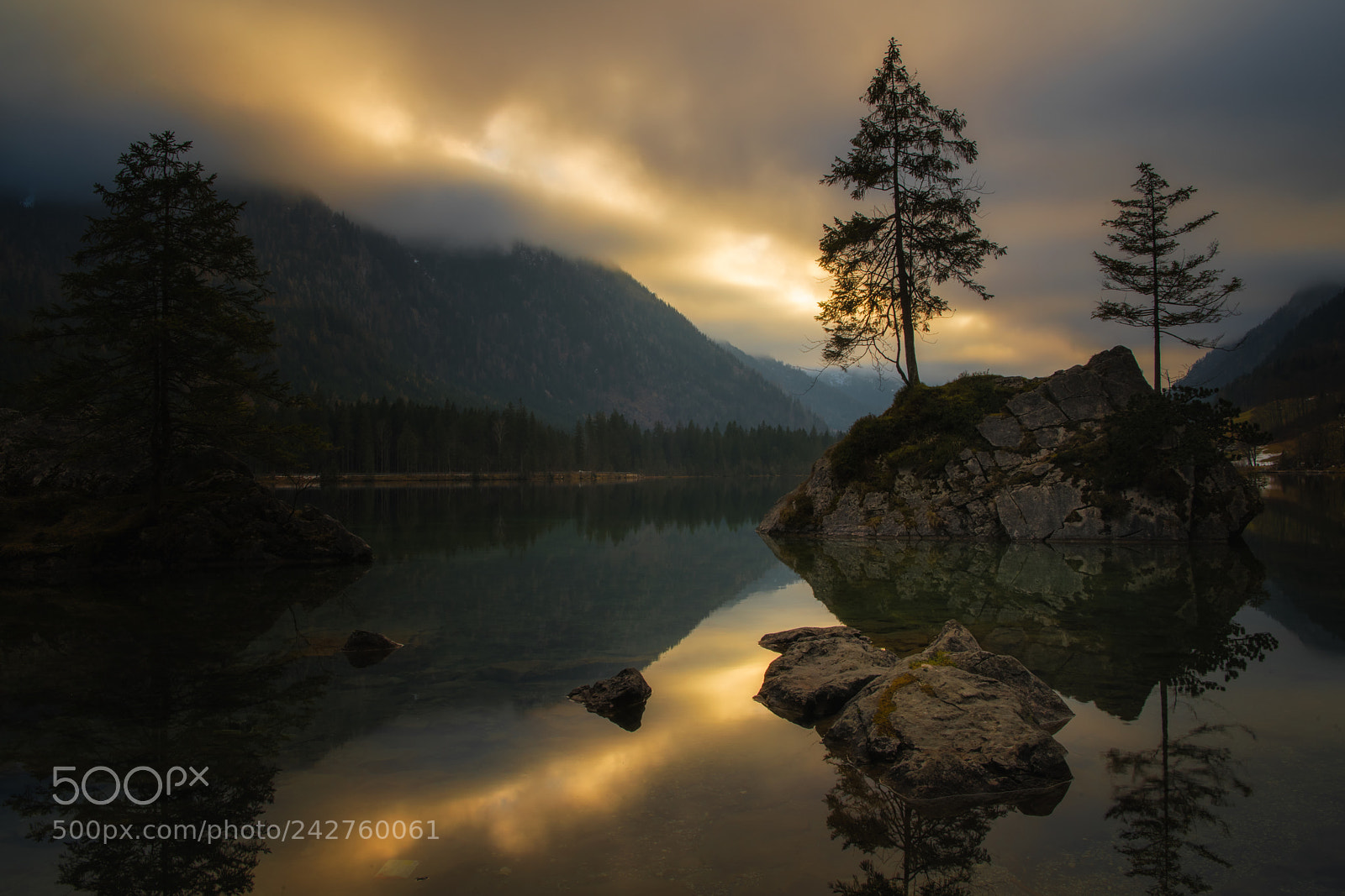 Nikon D810 sample photo. Last light a brief photography