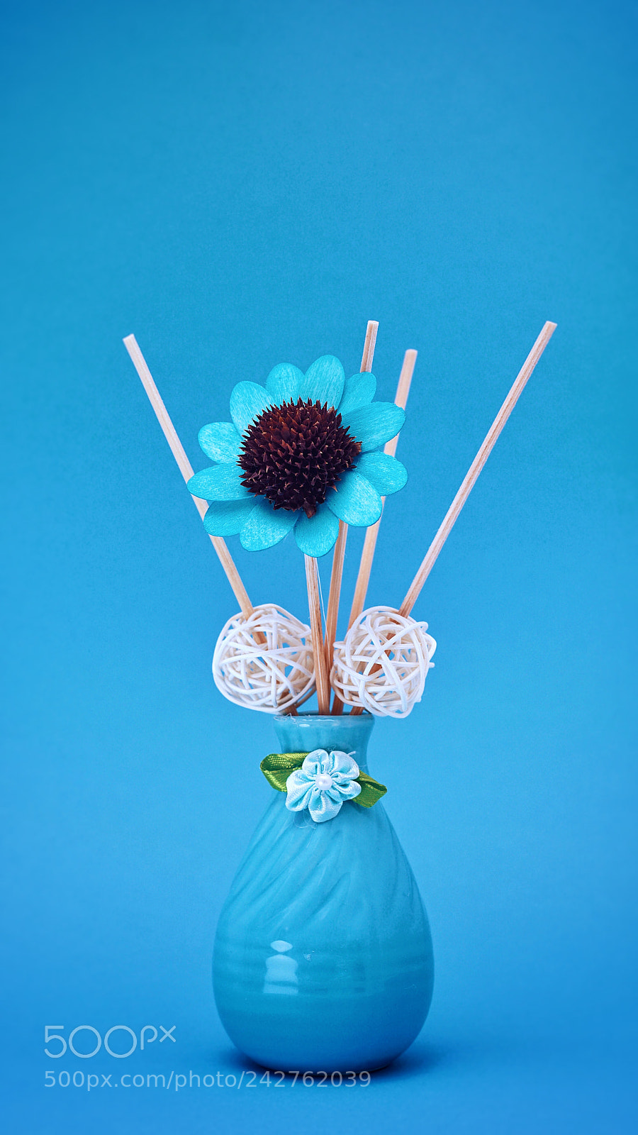 Sony ILCA-77M2 sample photo. Turquoise color photography