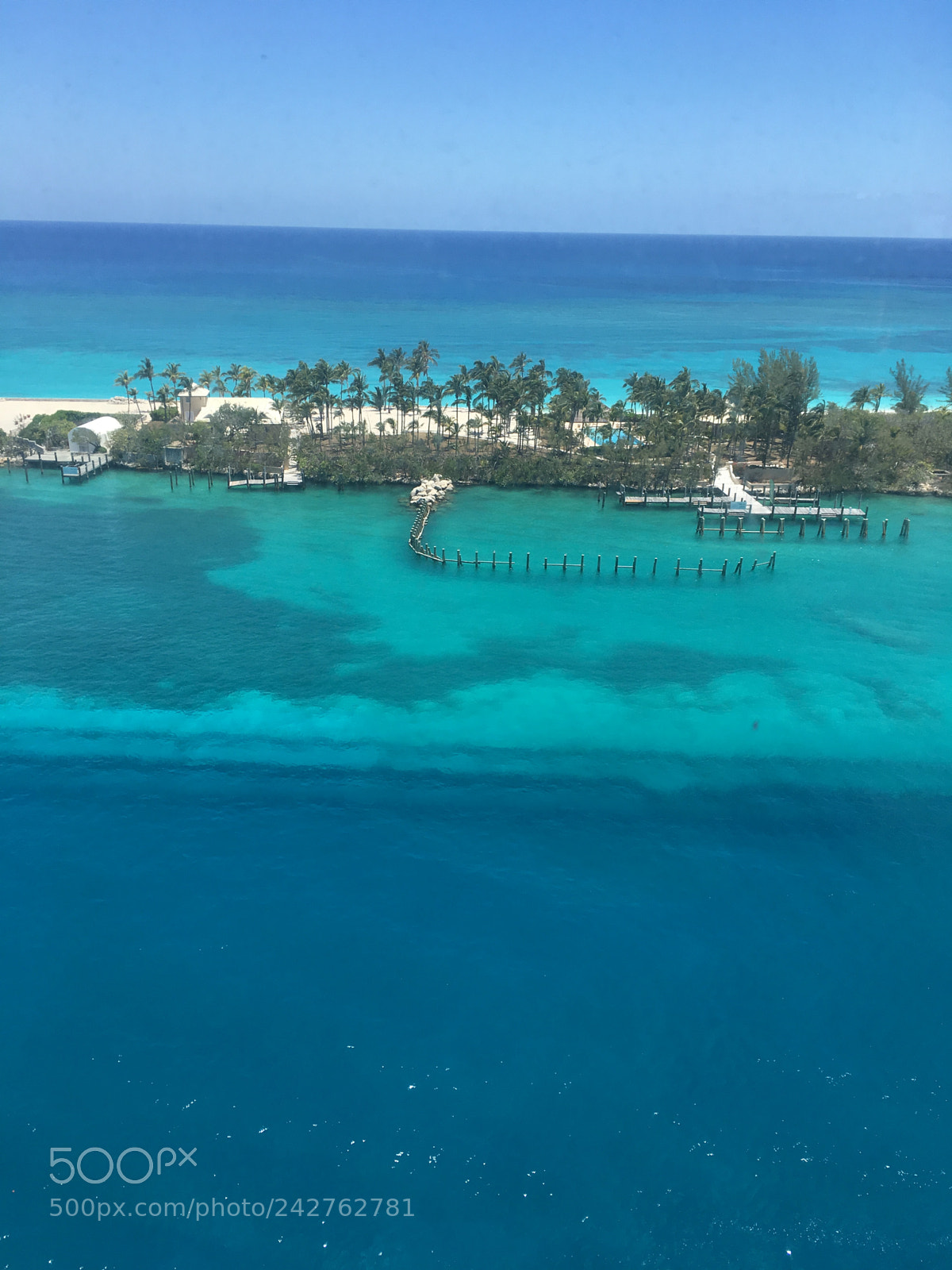 Apple iPhone SE sample photo. Tropical paradise that no photography