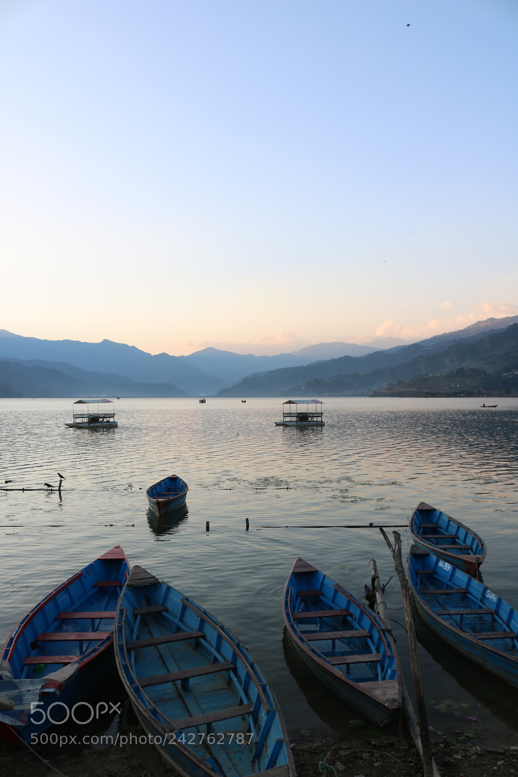 Canon EOS 750D (EOS Rebel T6i / EOS Kiss X8i) sample photo. Beautiful lake in pokhara photography
