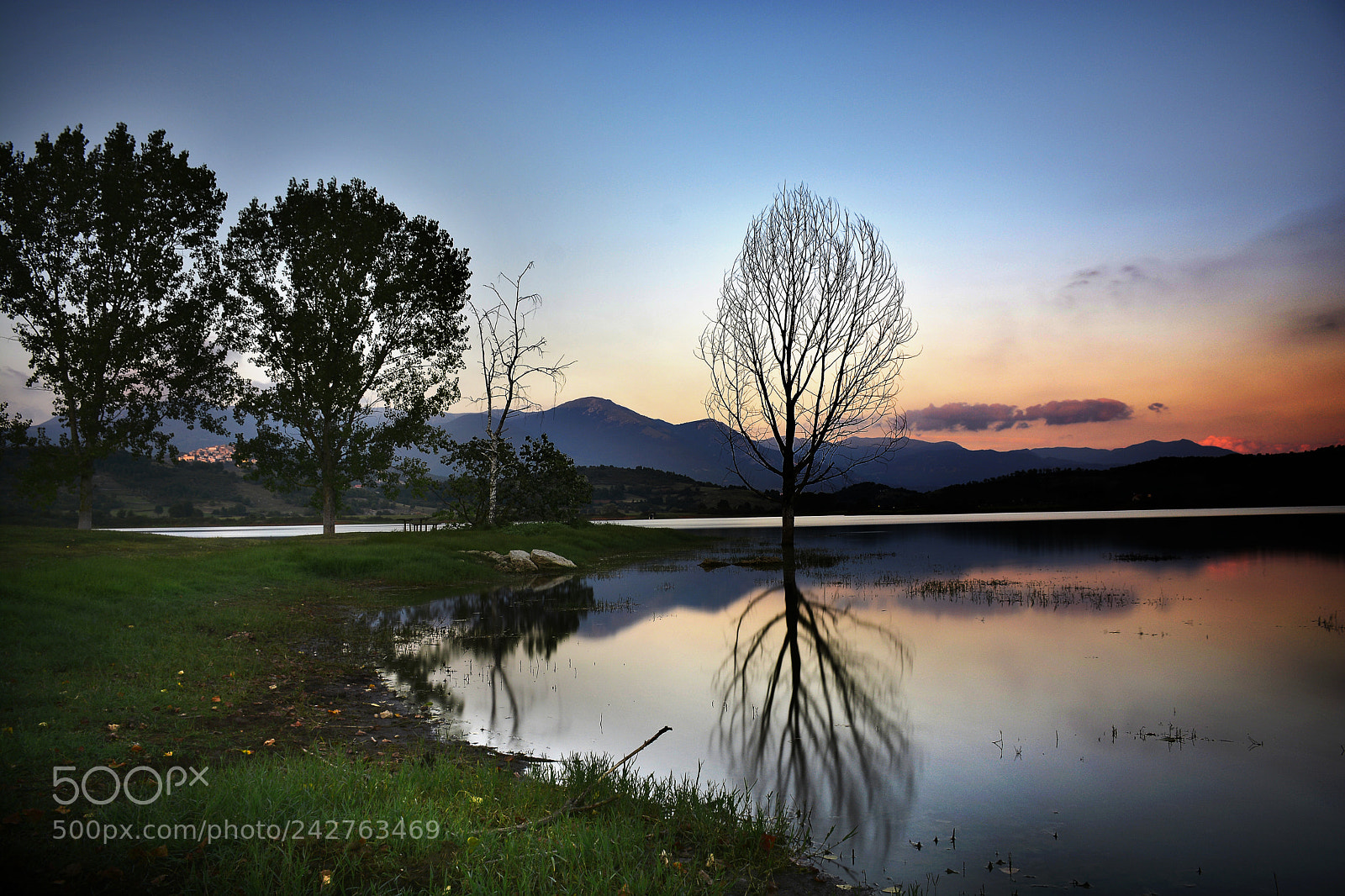 Nikon D7100 sample photo. Lago di canterno photography
