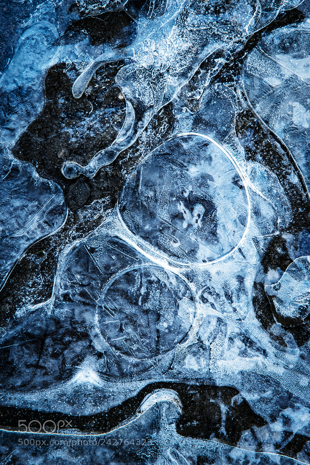Nikon D5500 sample photo. Abstract frozen water level photography