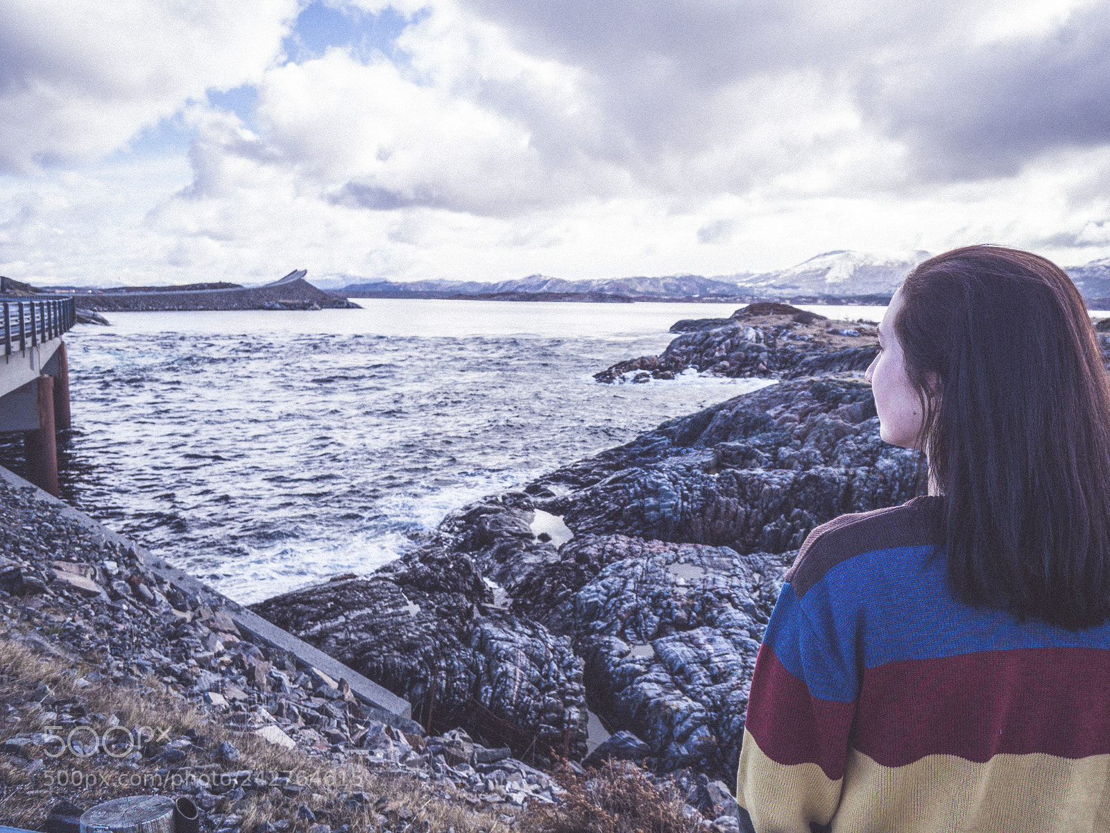 Olympus OM-D E-M10 sample photo. Atlantic ocean road photography