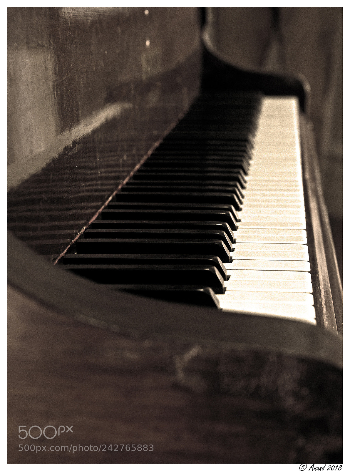 Nikon D610 sample photo. Keys to music photography