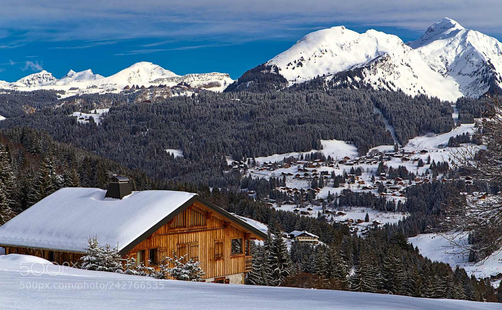 Canon EOS 6D + Canon EF 24-105mm F4L IS USM sample photo. Les gets et avoriaz photography