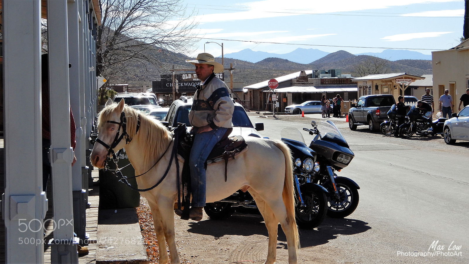 Nikon Coolpix A900 sample photo. Guy on a horse photography