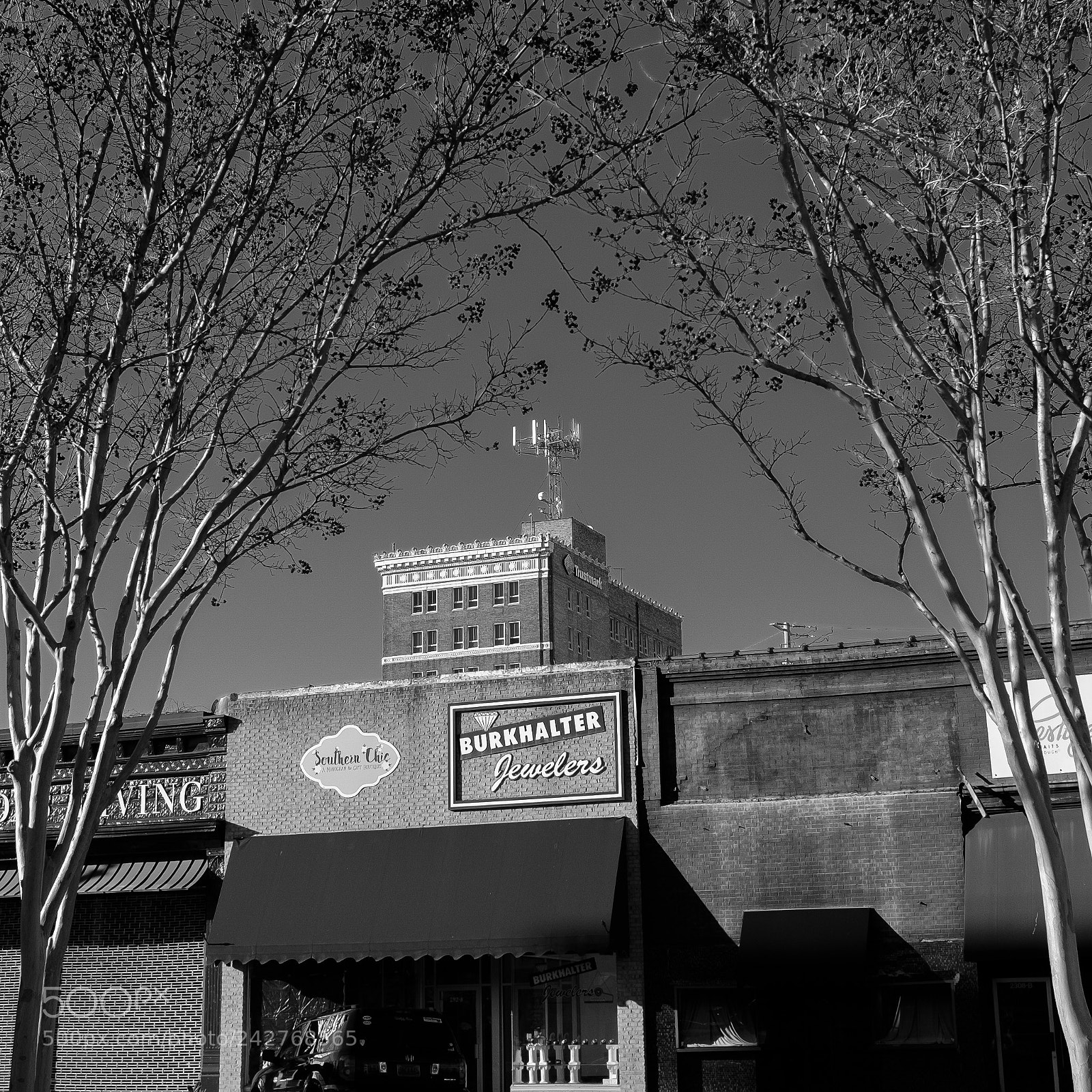 Fujifilm X100S sample photo. Framed photography