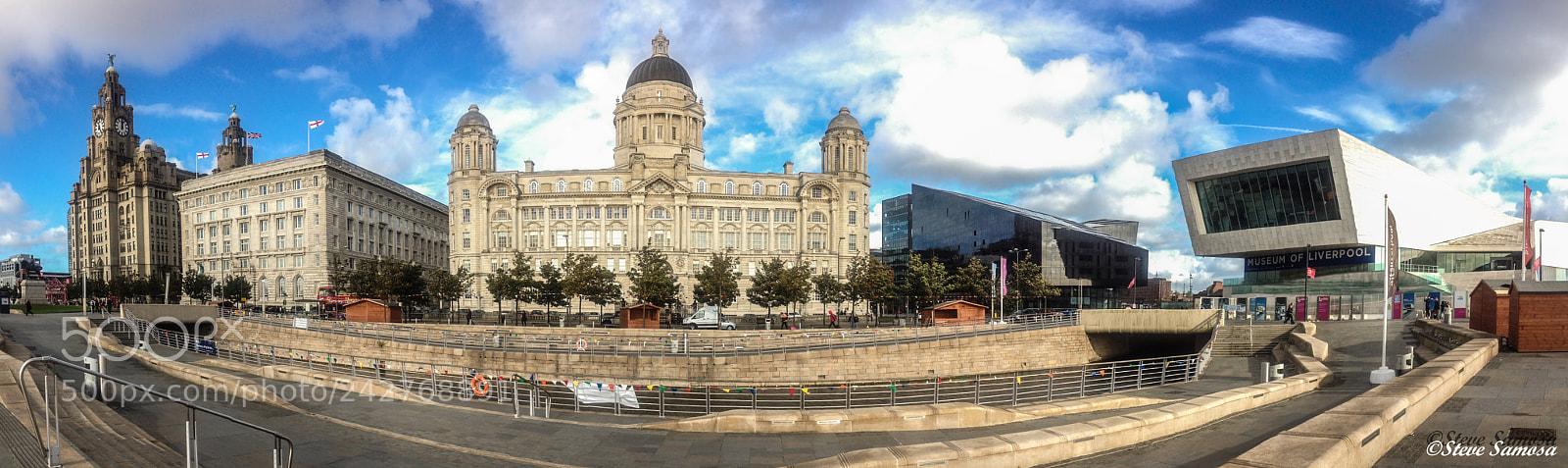 Apple iPhone 4S sample photo. Liverpool waterfront photography