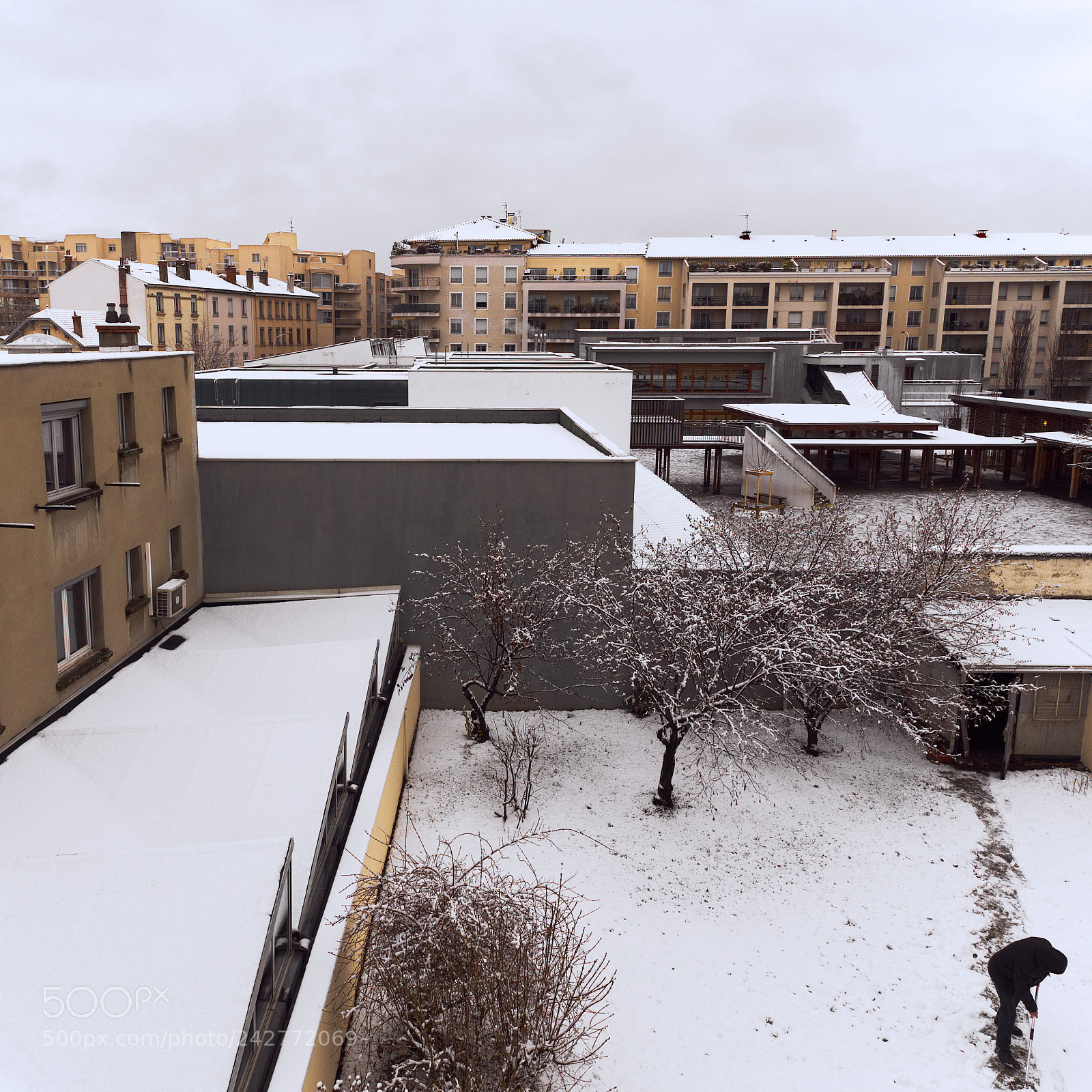Panasonic Lumix DC-GH5 sample photo. Paysage urbain - neige photography