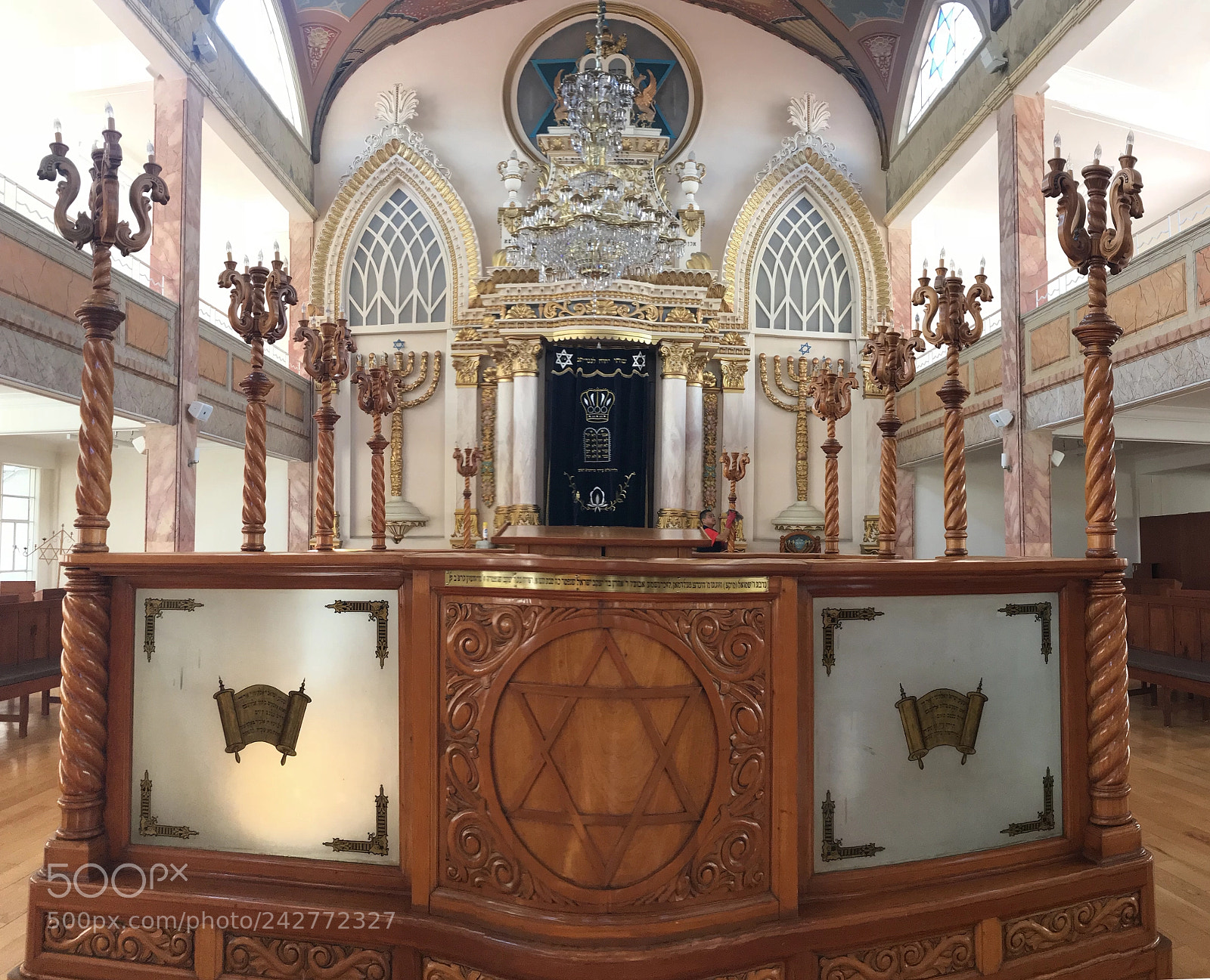 Apple iPhone 7 Plus sample photo. Visiting the synagogue photography