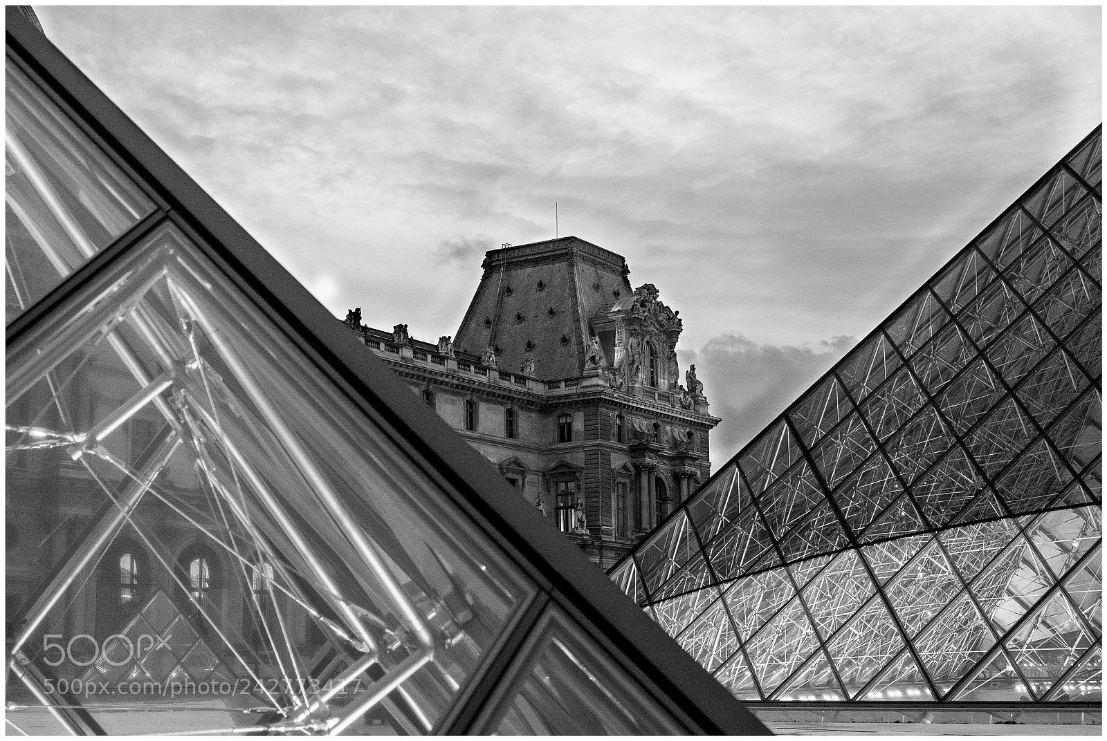 Fujifilm X-T10 sample photo. Old and modern photography