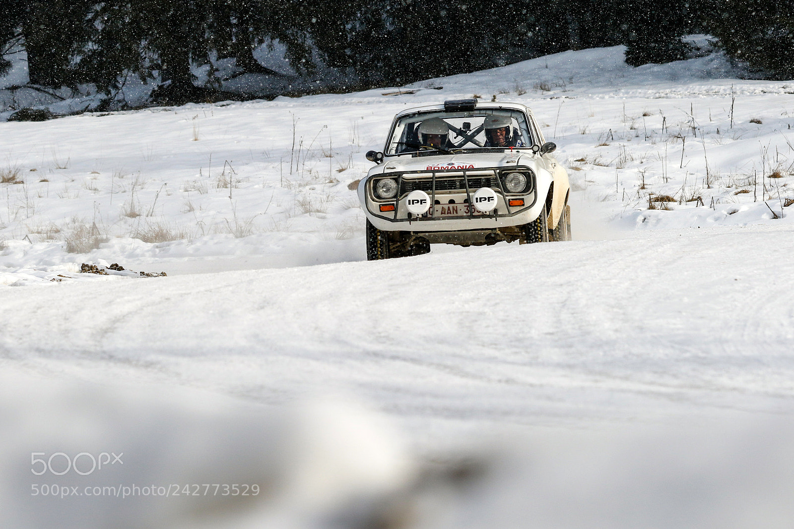 Canon EOS 7D Mark II sample photo. Romania historic winter rally 2018 photography