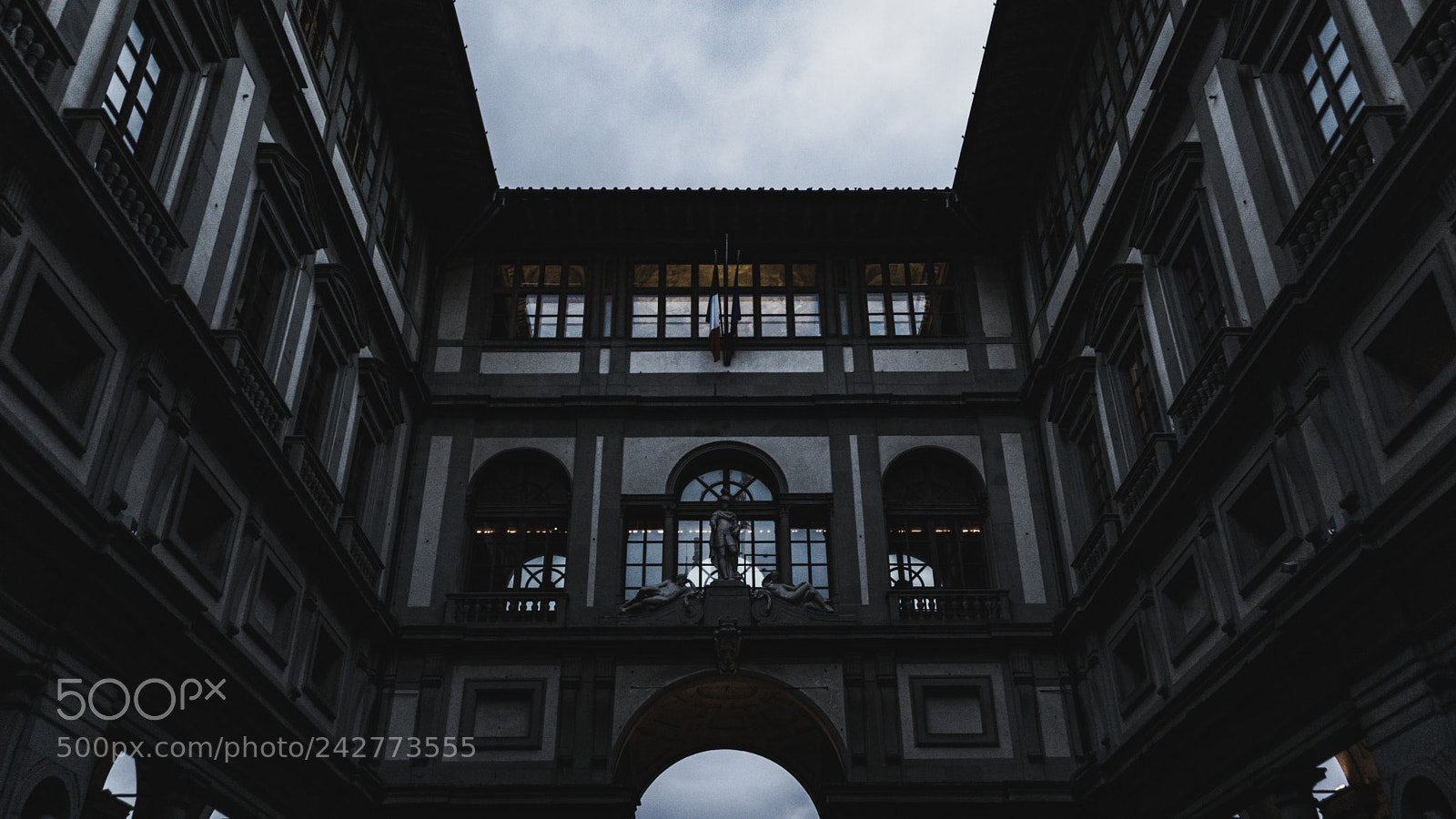 Sony SLT-A65 (SLT-A65V) sample photo. Uffizi gallery photography