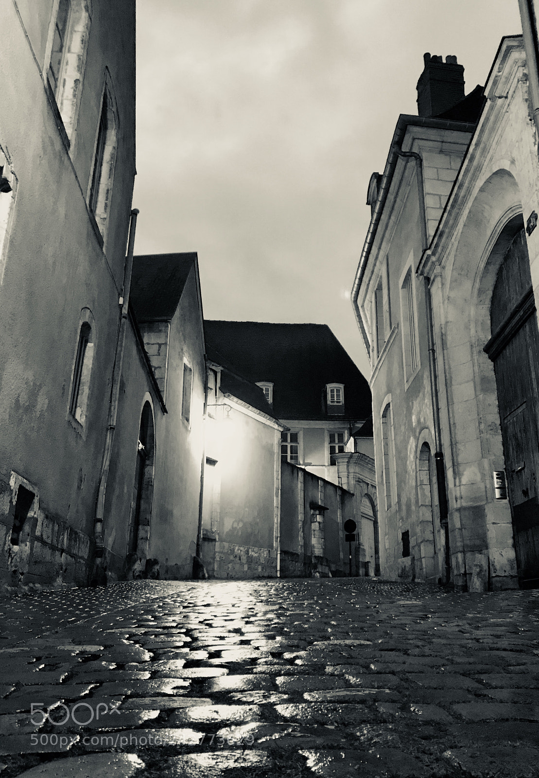 Apple iPhone 7 sample photo. Vieux bourges 4 photography