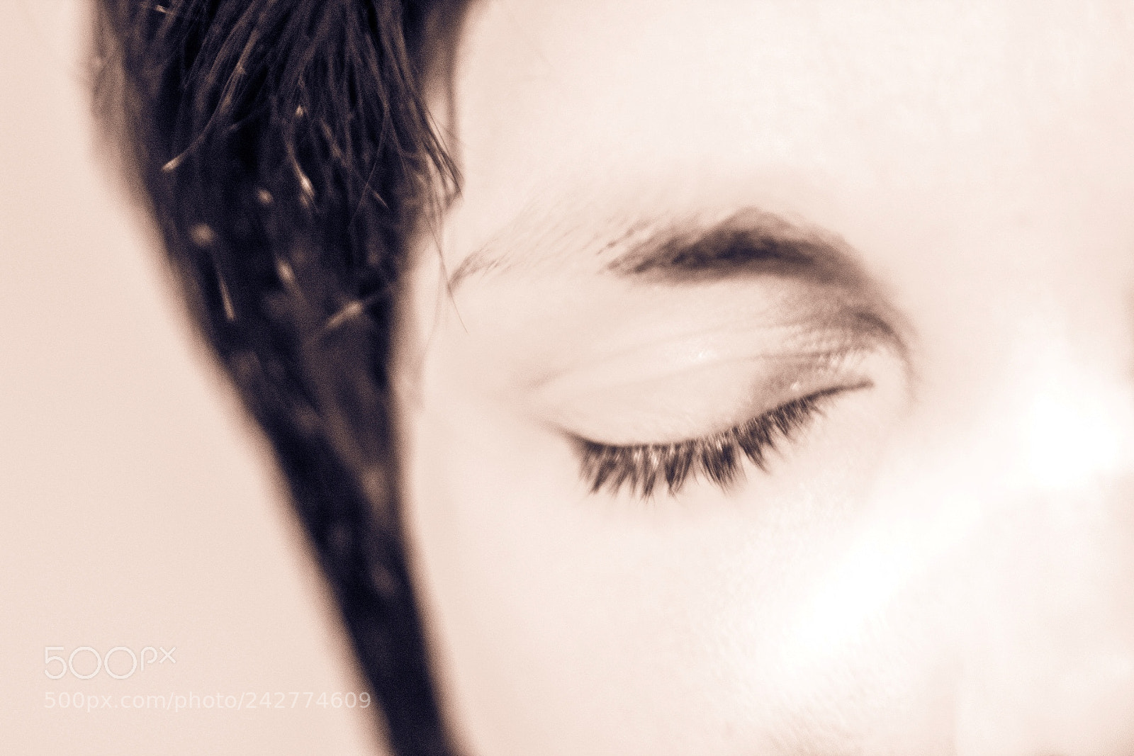 Canon EOS 550D (EOS Rebel T2i / EOS Kiss X4) sample photo. Ouvre les yeux photography