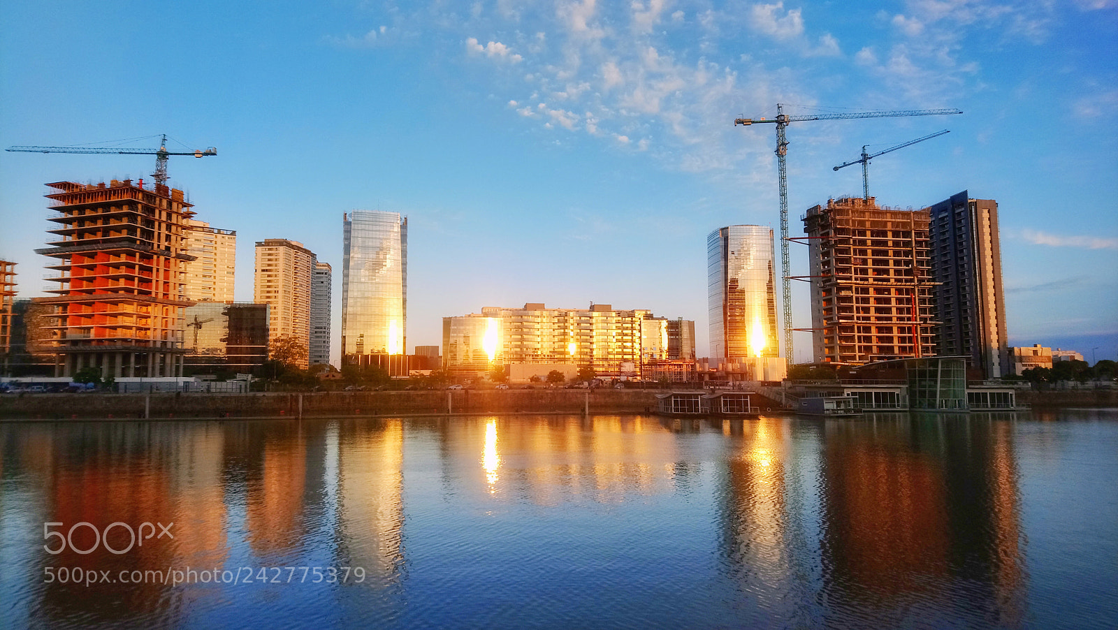 Sony Xperia XA1 Ultra sample photo. Las luces del madero photography