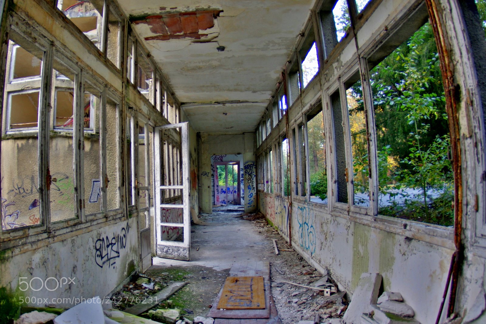Pentax K-x sample photo. Sanatorium aincourt photography