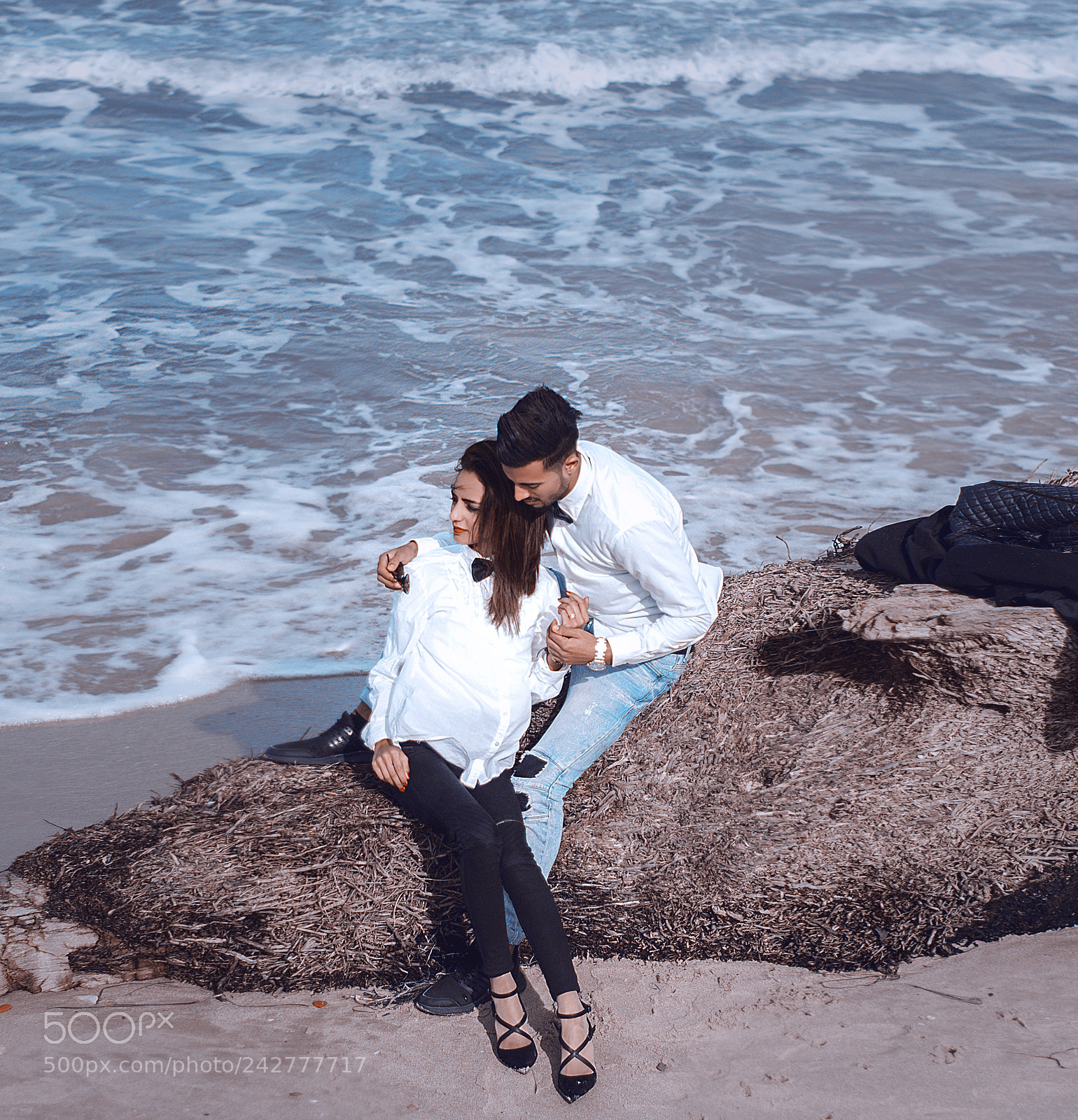 Nikon D300 sample photo. Fashion couple photography