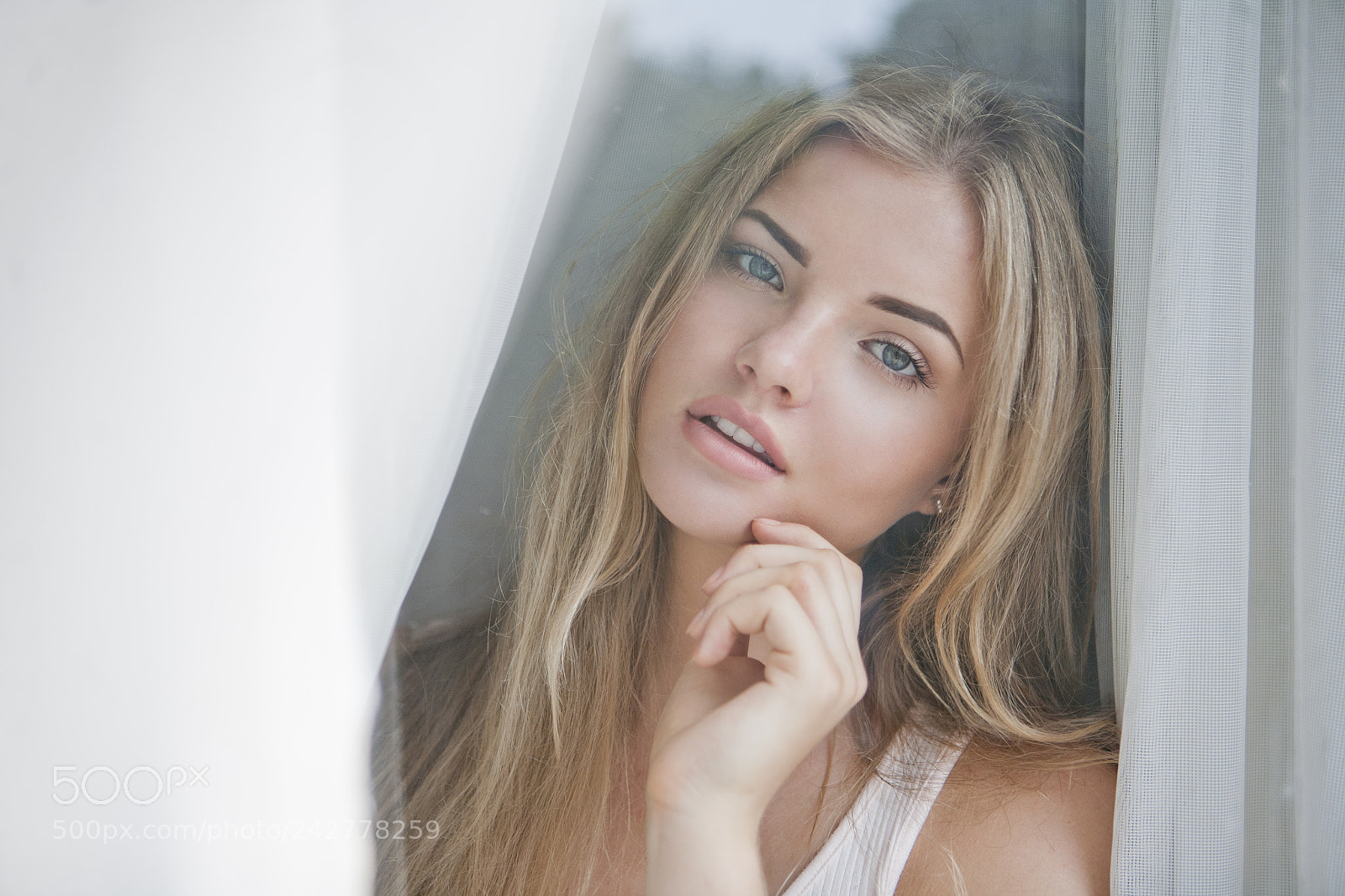 Canon EOS 5D sample photo. Portrait photography
