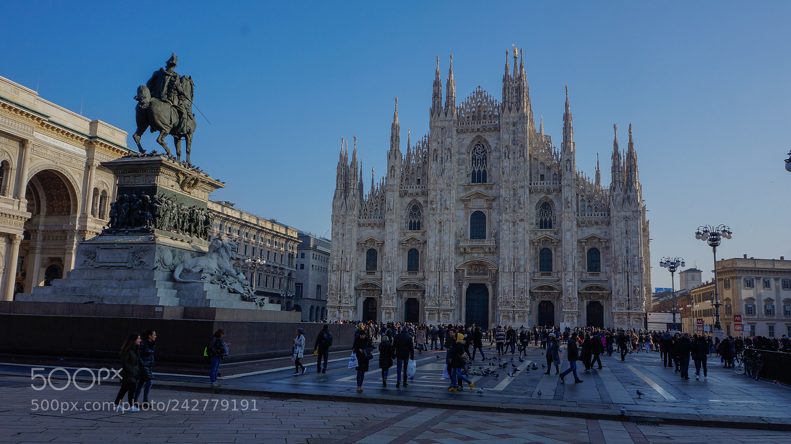 Sony Alpha NEX-5N sample photo. Milano photography