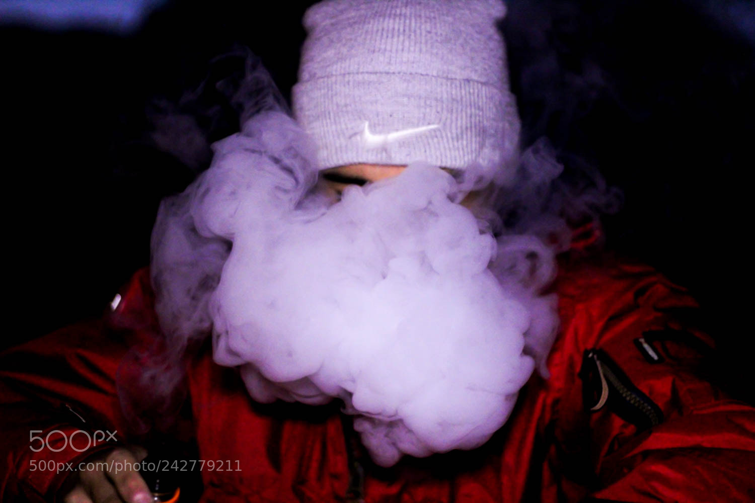 Canon EOS 1300D (EOS Rebel T6 / EOS Kiss X80) sample photo. Smoke photography