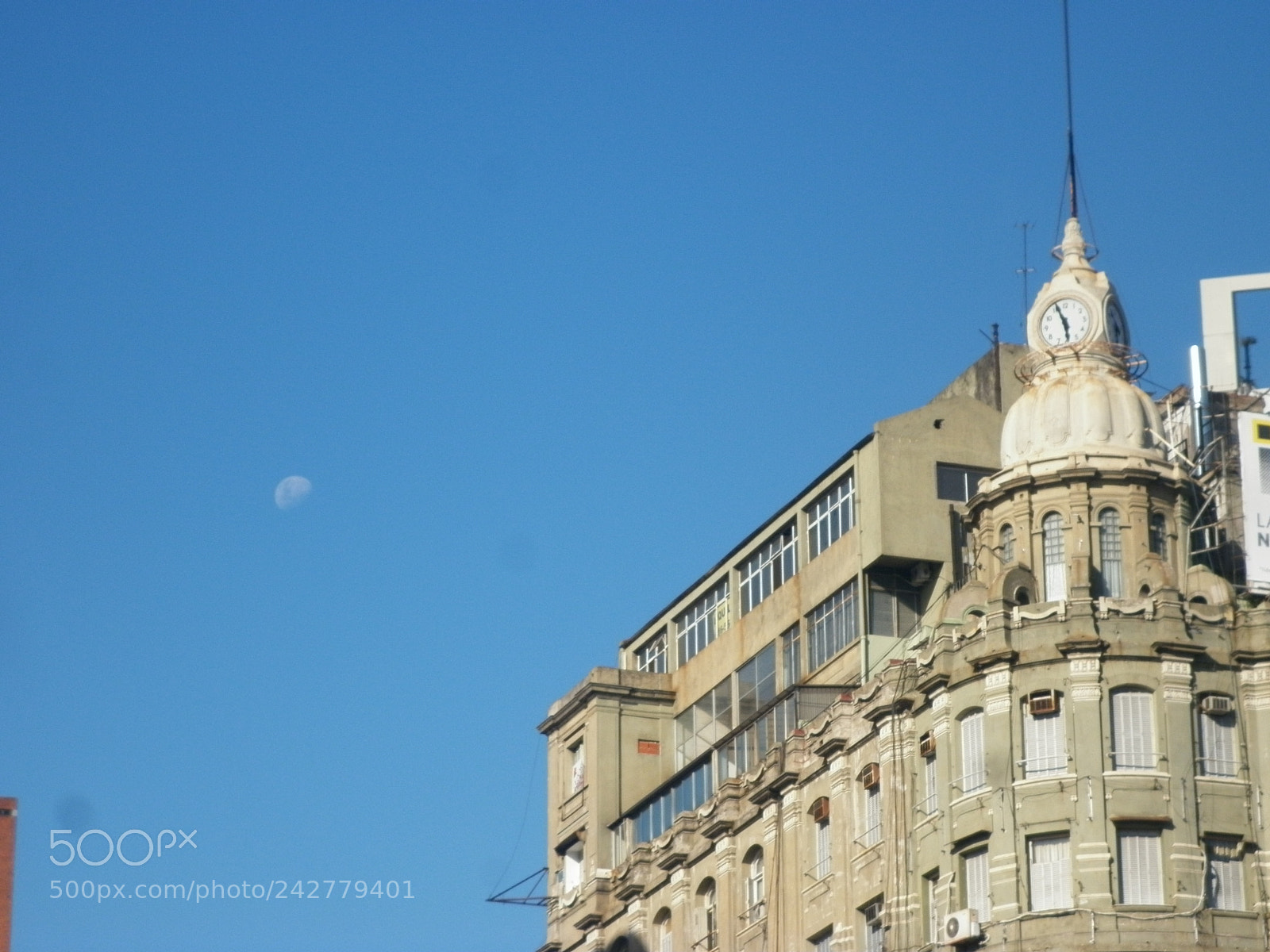 Panasonic DMC-F3 sample photo. Luna diurna photography
