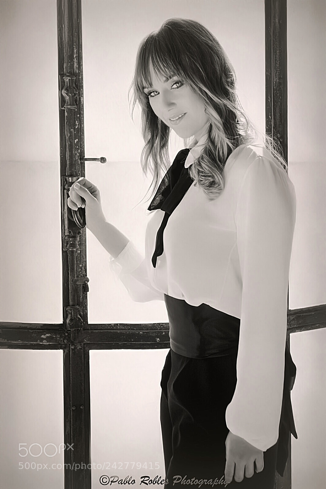 Nikon D3 sample photo. Laura photography