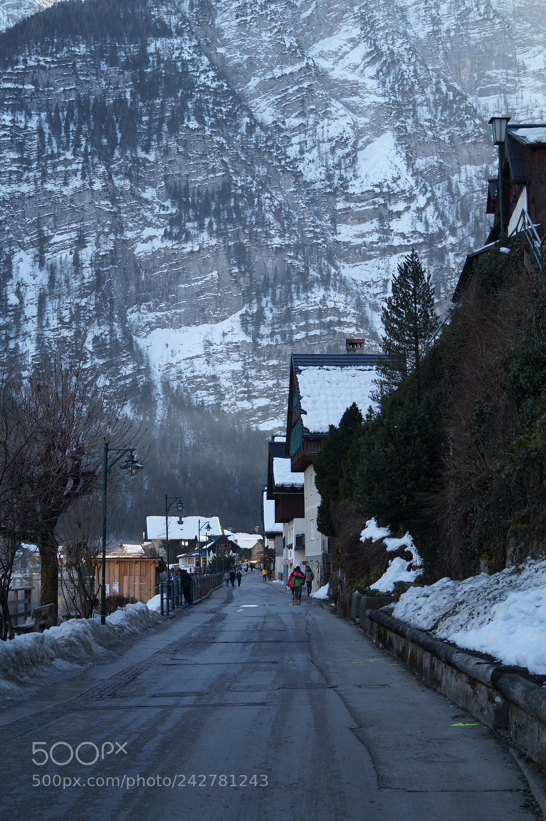 Sony SLT-A58 sample photo. Snow road photography