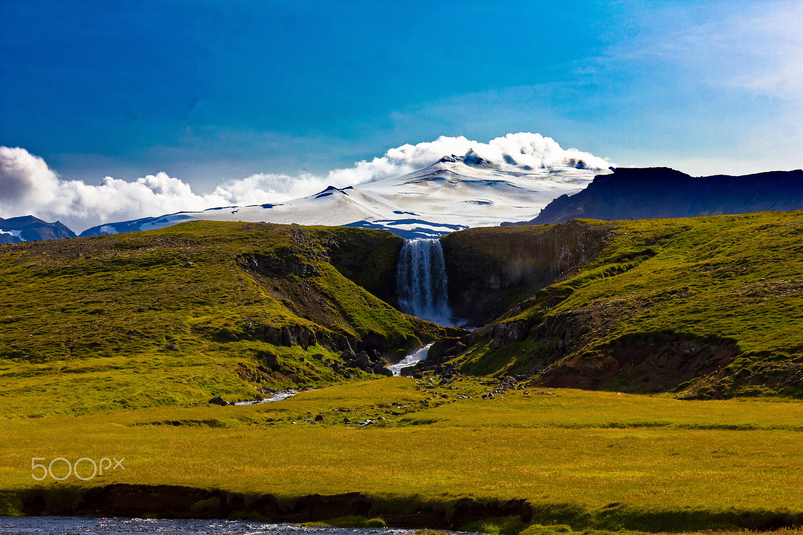 Canon EOS 550D (EOS Rebel T2i / EOS Kiss X4) sample photo. Glacier falls photography